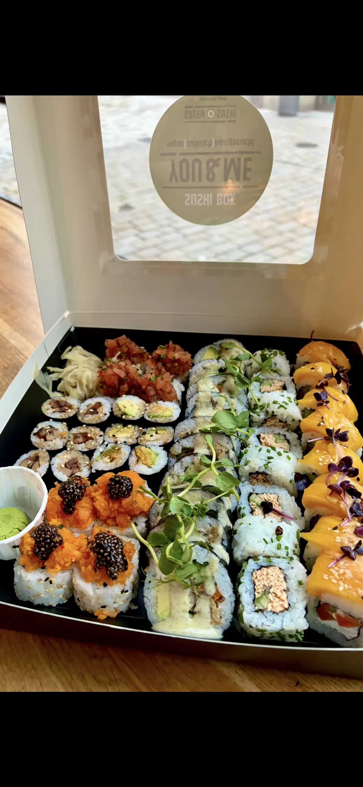 Green Sushi Box